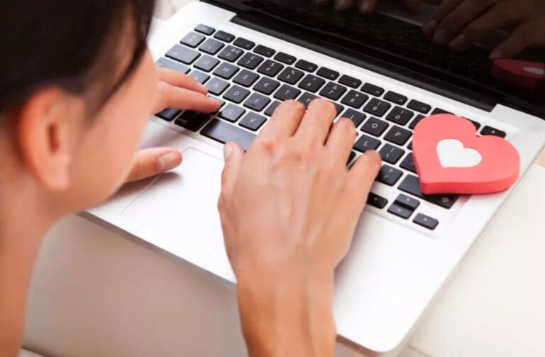 Is It Possible To Find Your True Love On Dating Sites