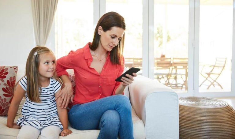 Online Stalkers: Everything Parents Should Know and Parental Monitoring App for Their Assistance