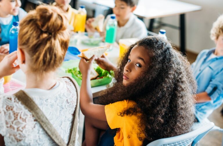 10 Best Ways for School Students to Balance Their Nutrition