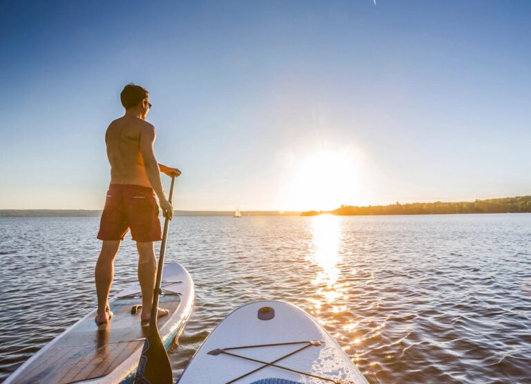 How to Get Into Paddle Boarding With Style